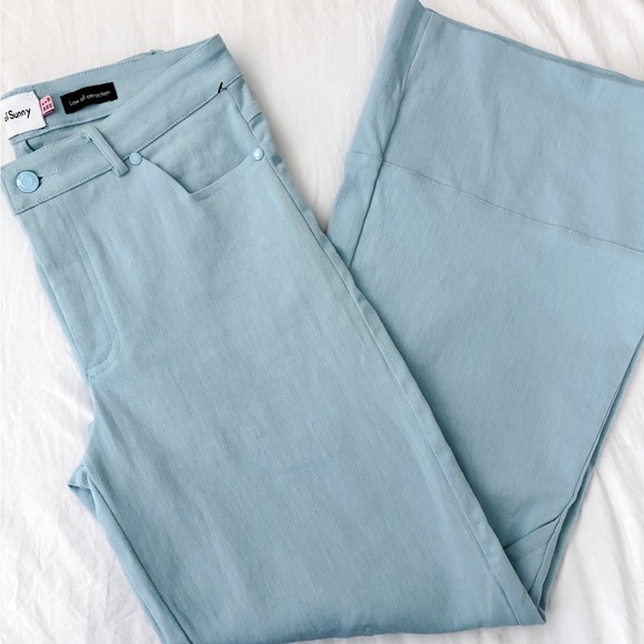 SOLD House of Sunny Blue Jeans - Picture 4 of 7